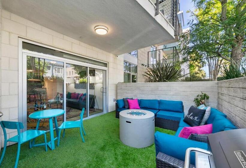 Fairfax District Chic City Oasis 2 Br Apt With Den 136