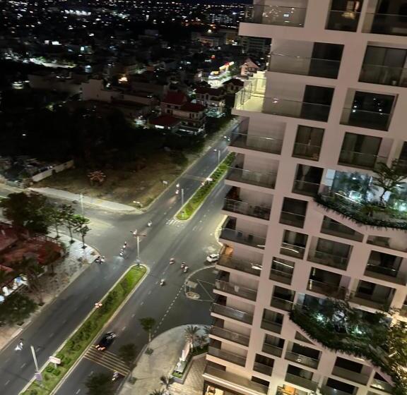 هتل Apec Mandala Hadofinn