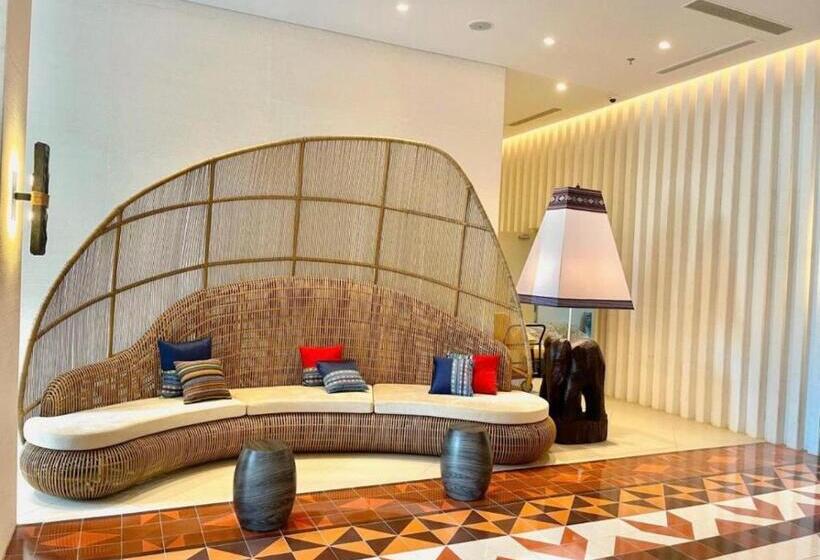 هتل Apec Mandala Hadofinn