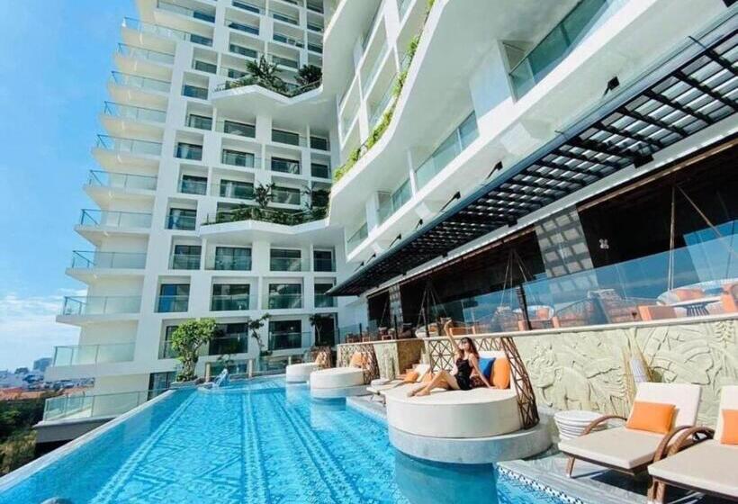 هتل Apec Mandala Hadofinn