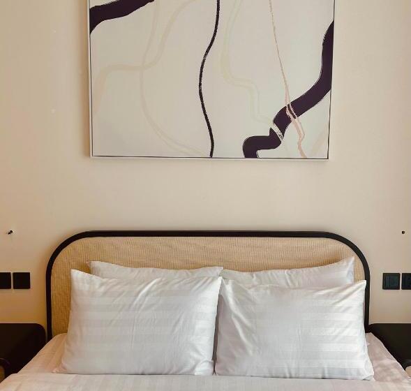 هتل Apec Mandala Hadofinn