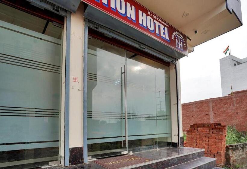 Отель Trihans Mantion