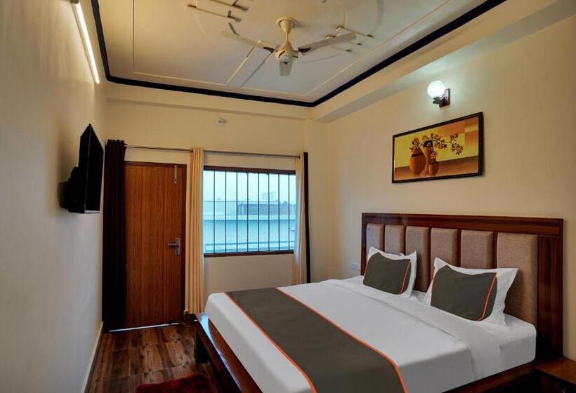 Отель Trihans Mantion