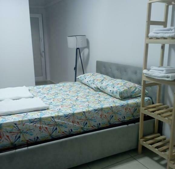 מלון כמוסות Power Suit