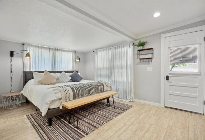 호텔 Downtown Studio 1 At Beer Ranch Project Inn