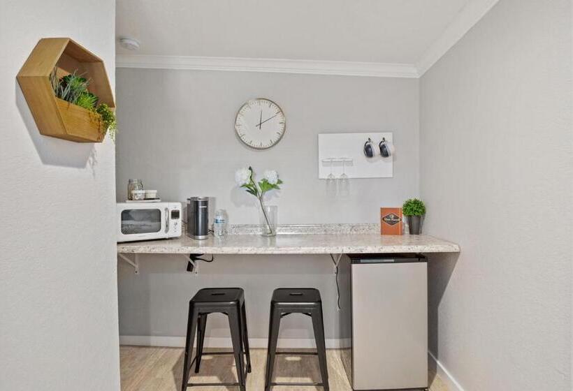 호텔 Downtown Studio 1 At Beer Ranch Project Inn