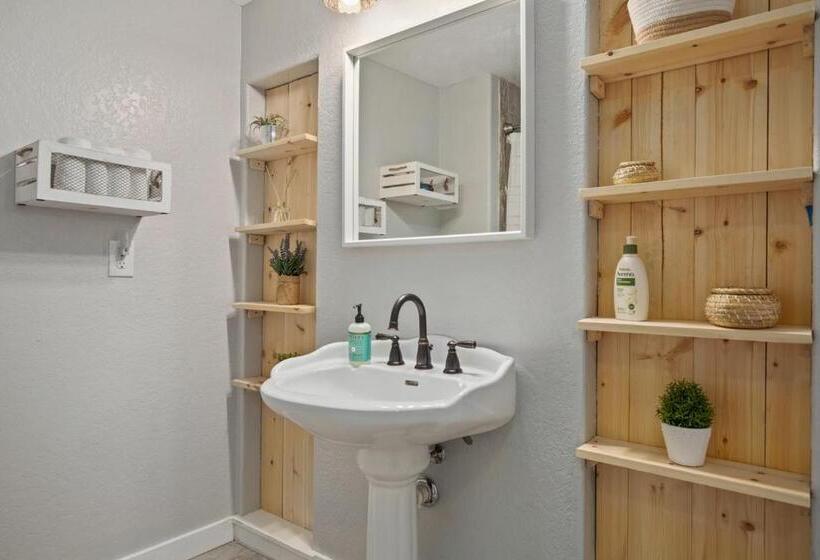 호텔 Downtown Studio 1 At Beer Ranch Project Inn