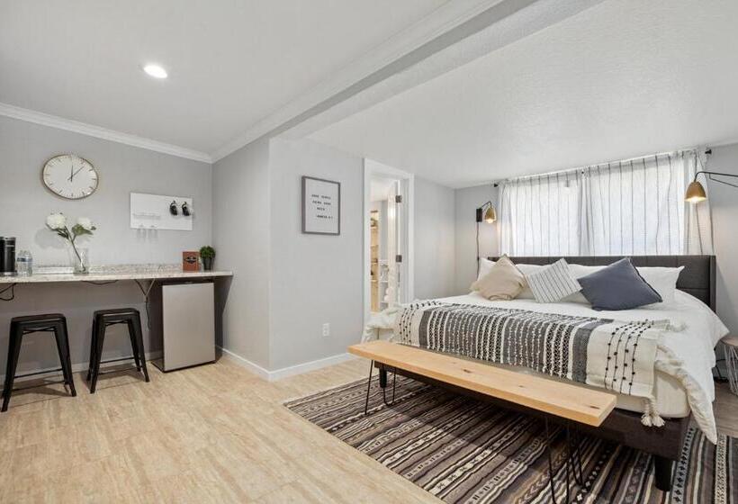 호텔 Downtown Studio 1 At Beer Ranch Project Inn