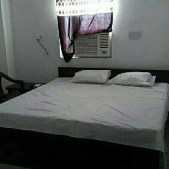 酒店 Goroomgo Shiv Ganga Guest House Varanasi