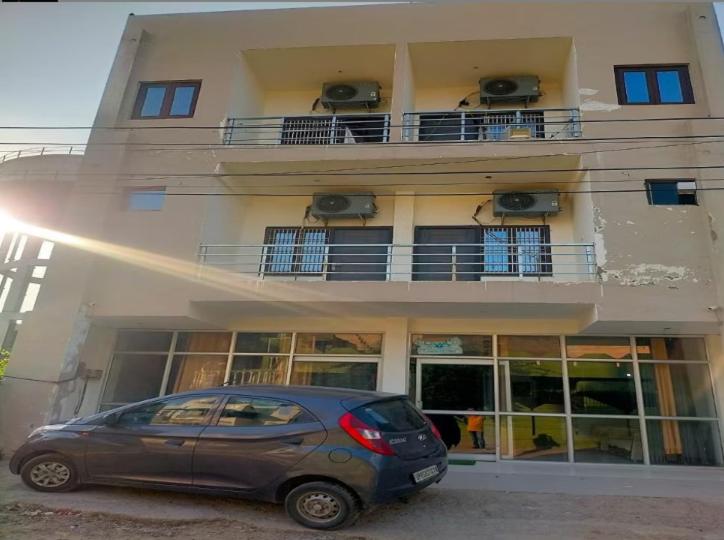 בית מלון כפרי Krishna Cottage, Vrindavan