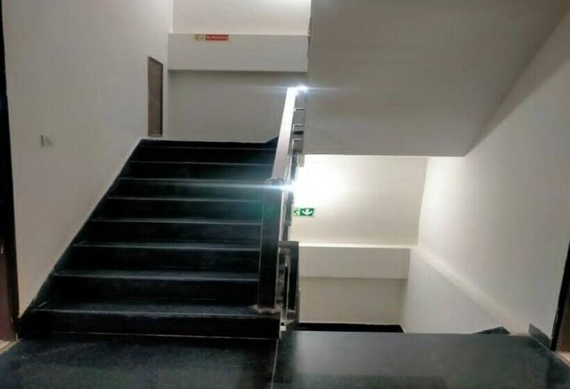 בית מלון כפרי Krishna Cottage, Vrindavan