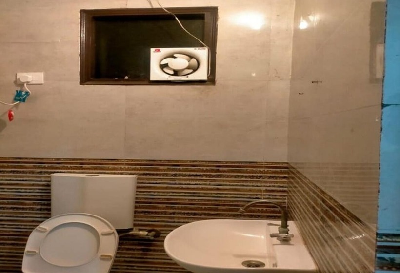 בית מלון כפרי Krishna Cottage, Vrindavan