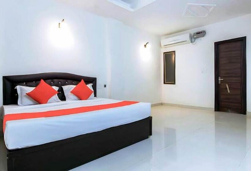 בית מלון כפרי Krishna Cottage, Vrindavan