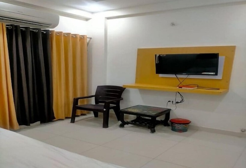 בית מלון כפרי Krishna Cottage, Vrindavan