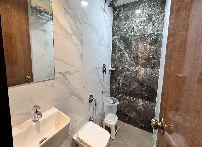 בית מלון כפרי Orchid Inn,mumbai