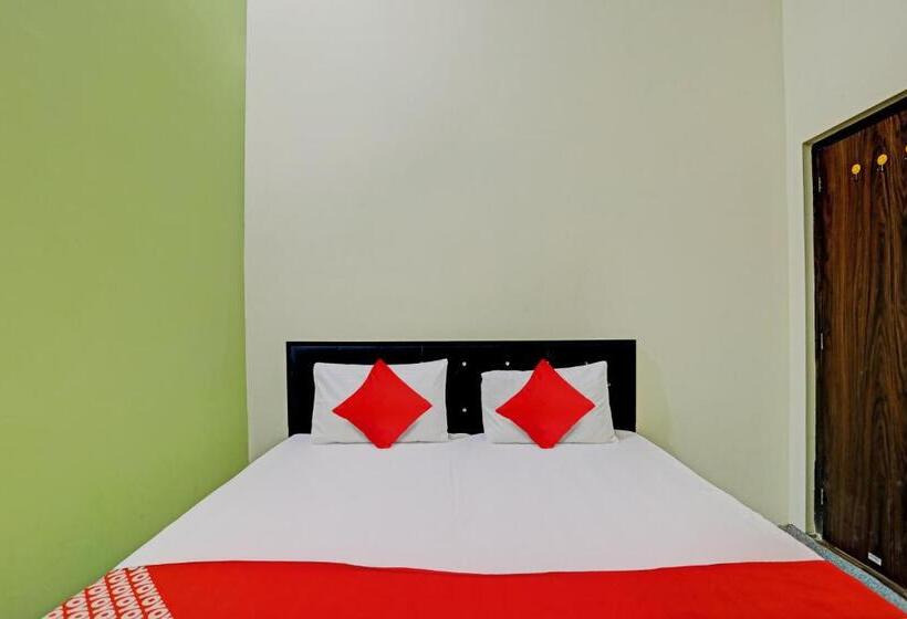 ホテル Oyo Flagship Ub Inn & Restaurant