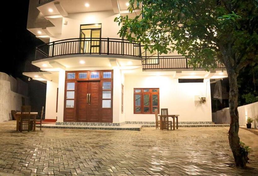 ホテル Sesali Residence