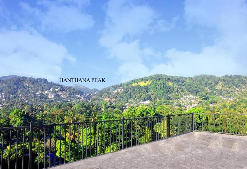 ホテル Sesali Residence