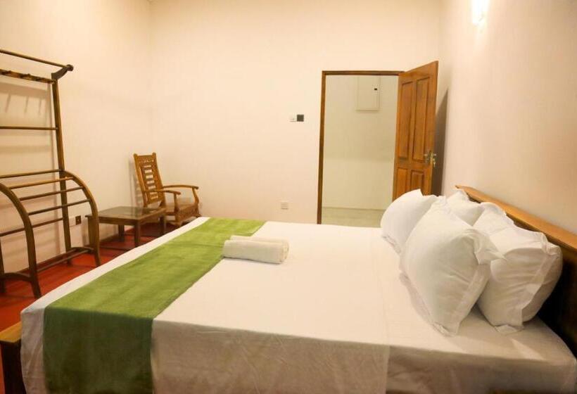 ホテル Sesali Residence