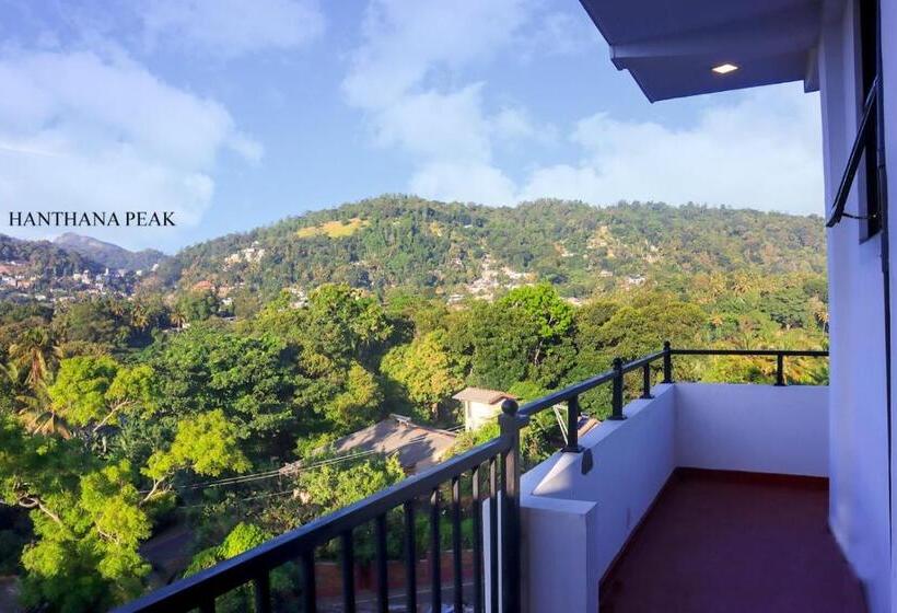 ホテル Sesali Residence