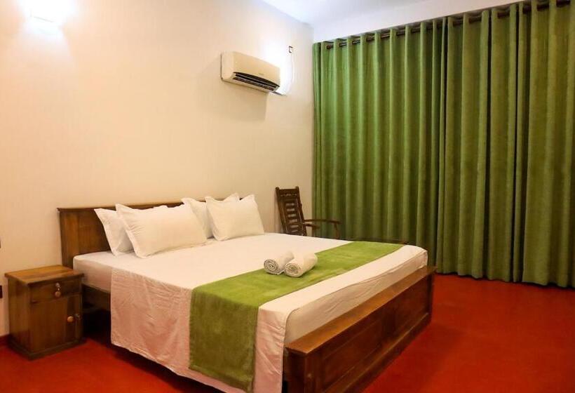 ホテル Sesali Residence