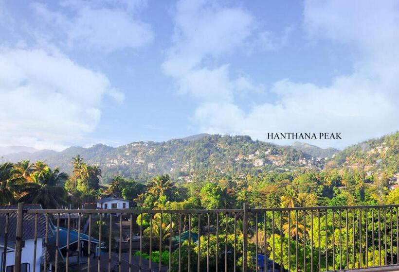 ホテル Sesali Residence