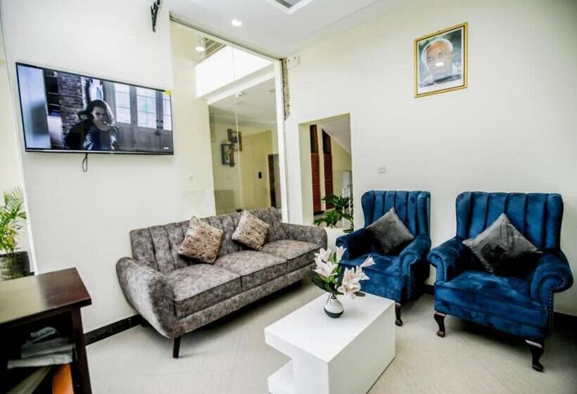 בית מלון כפרי Snow View Rau Apartments