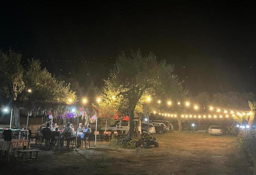 בית מלון כפרי Villa Noel Borsh