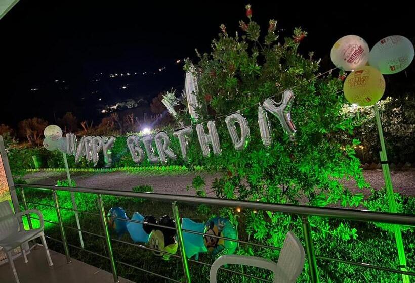 בית מלון כפרי Villa Noel Borsh