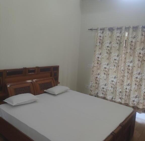 ペンション Forever Lawn & Banquet