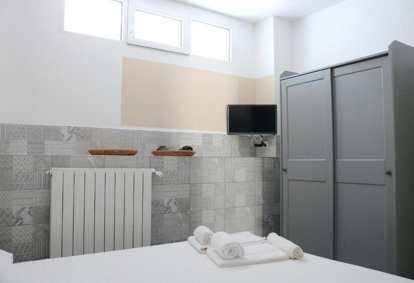 膳宿费 Gambara Guests House