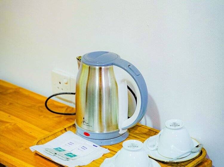 ペンション Bright Sun Safari