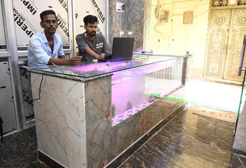 פנסיון Swagat Paying Guest House Varanasi Near Ganga River