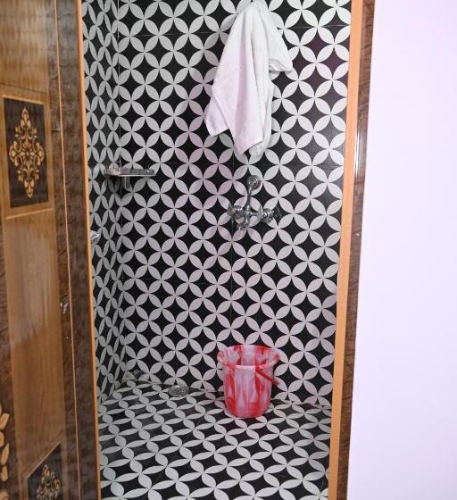 Pensjonat Swagat Paying Guest House Varanasi Near Ganga River