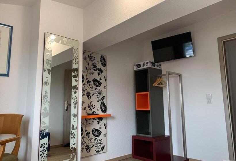 Pension Für Monteure In Leipzig