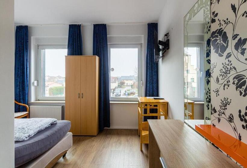 Pension Für Monteure In Leipzig