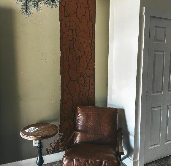 Woody Mountain Bed & Breakfast