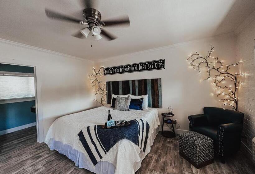 Woody Mountain Bed & Breakfast