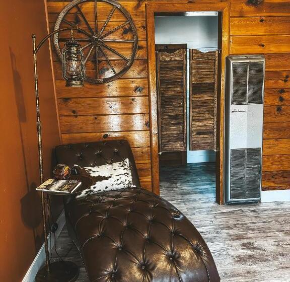 Woody Mountain Bed & Breakfast