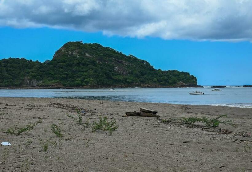 הוסטל Dale S Cool Places