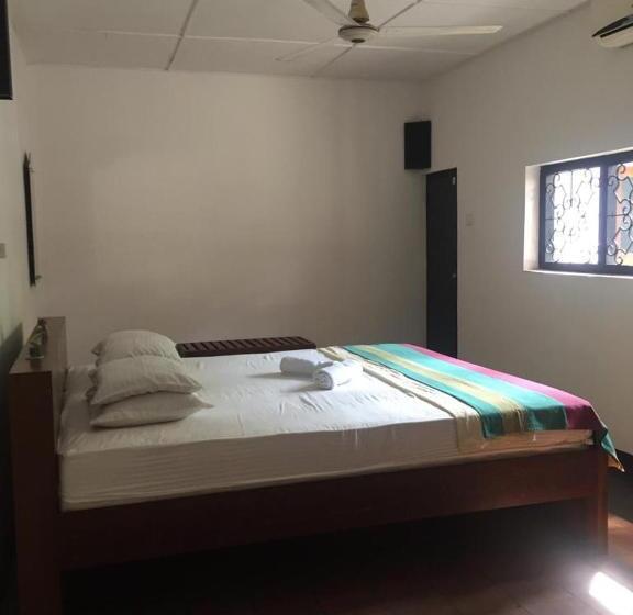 צימר Villa Unawatuna