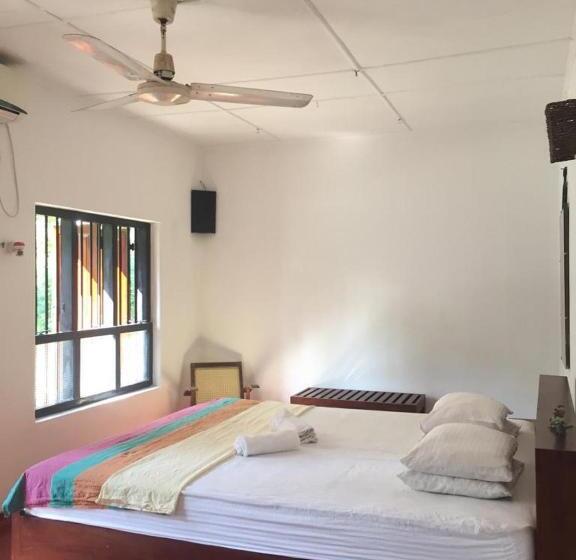 צימר Villa Unawatuna