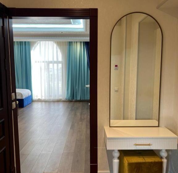 فندق Antalya Grand Palace