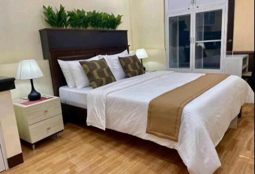 בית מלון כפרי Hillside