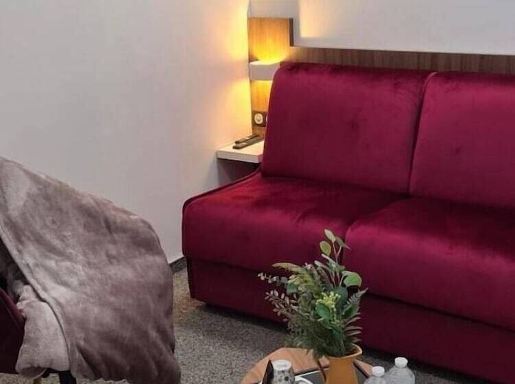 ホテル Hôtel Au Château