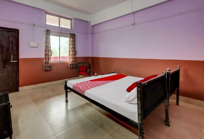 ホテル Oyo Flagship Golden Crown Plaza