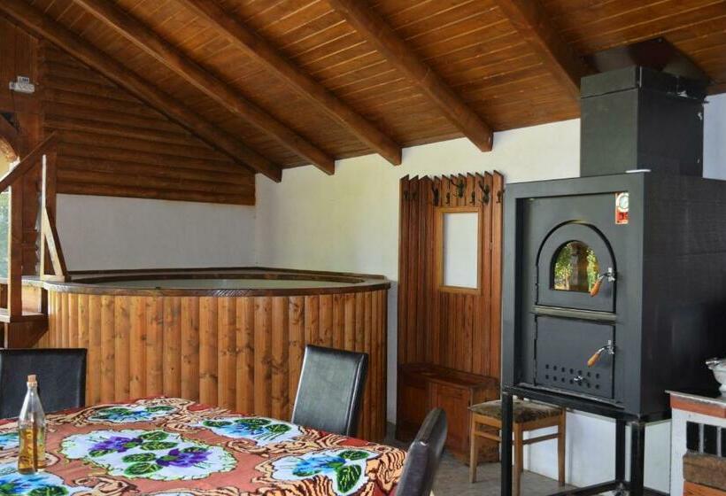 بنسيون Casa Dilu