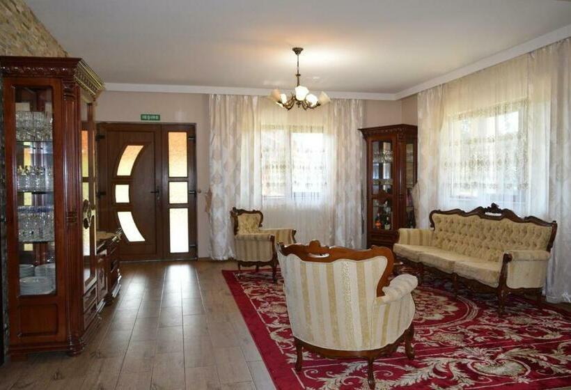 بنسيون Casa Dilu