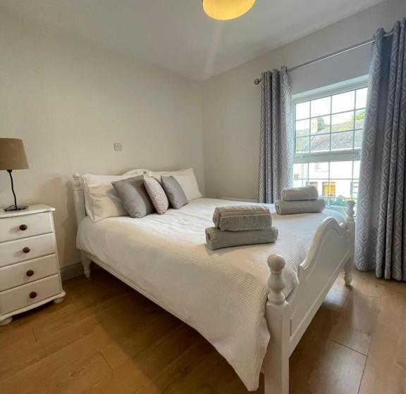 Пансион Doorstep To The Burren