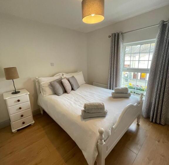 Пансион Doorstep To The Burren